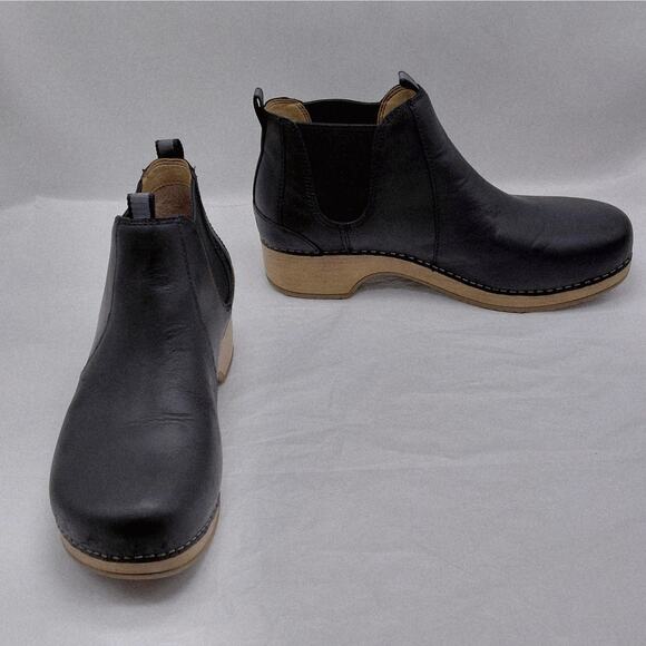Dansko Womens Becka Oiled Pull Up Leather Chelsea Boots 39(US 8.5) Black NIB - Picture 4 of 15
